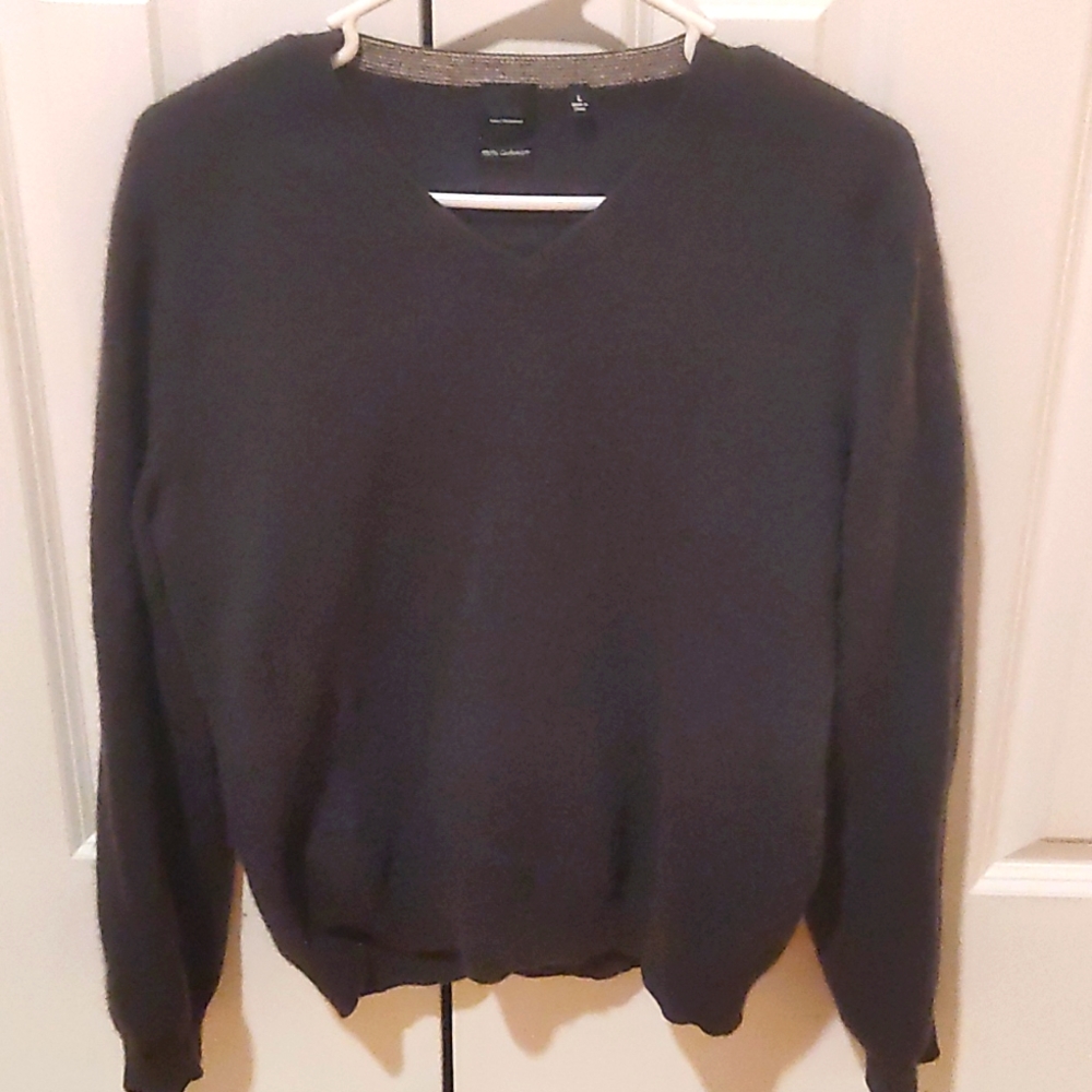 100% Cashmere Black Saks Fifth Avenue   grandpa sweater